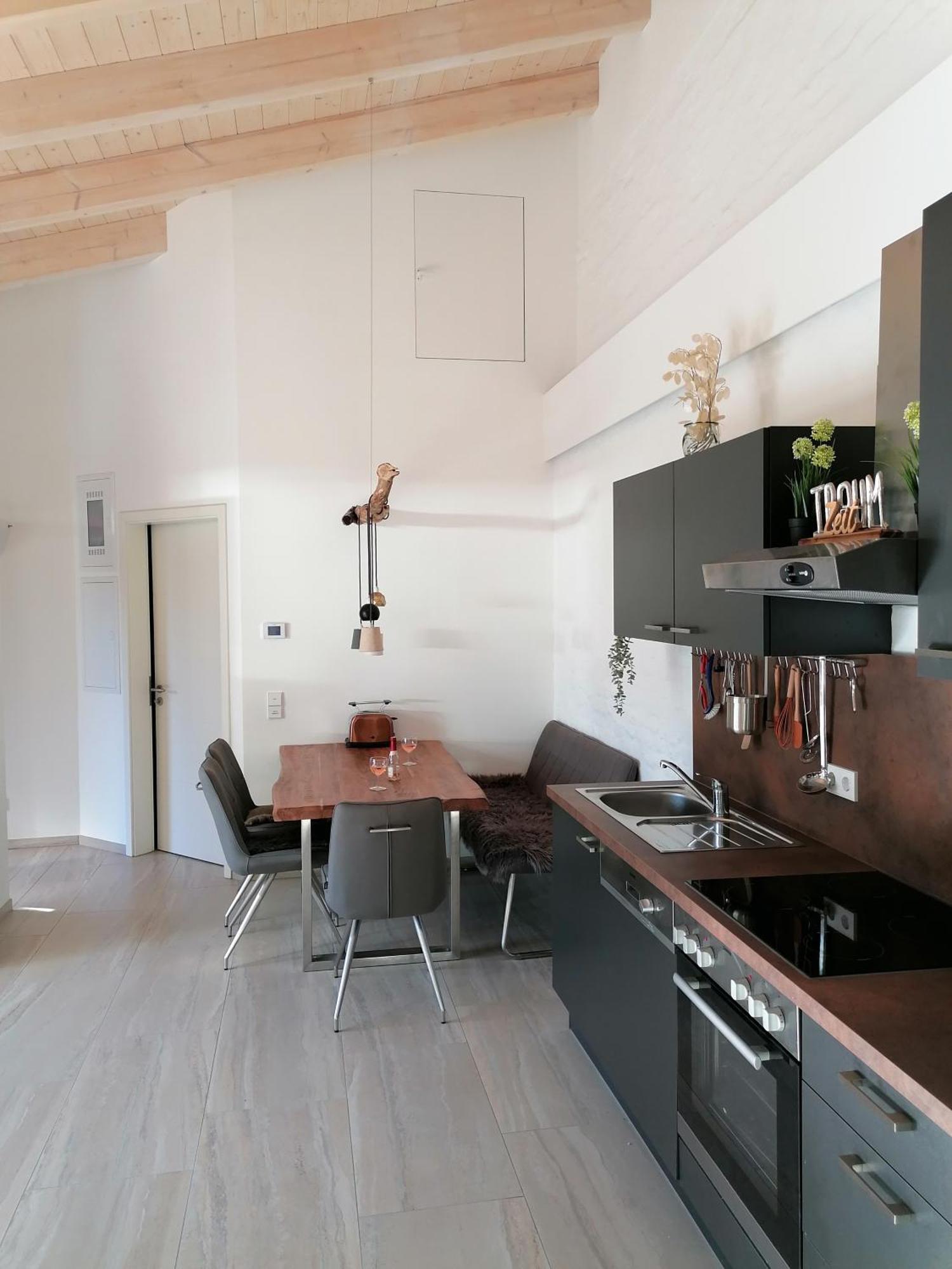 Auszeit Erfurt - Stilvoller Bungalow Mit Parkplatz - Zentrumsnah ภายนอก รูปภาพ